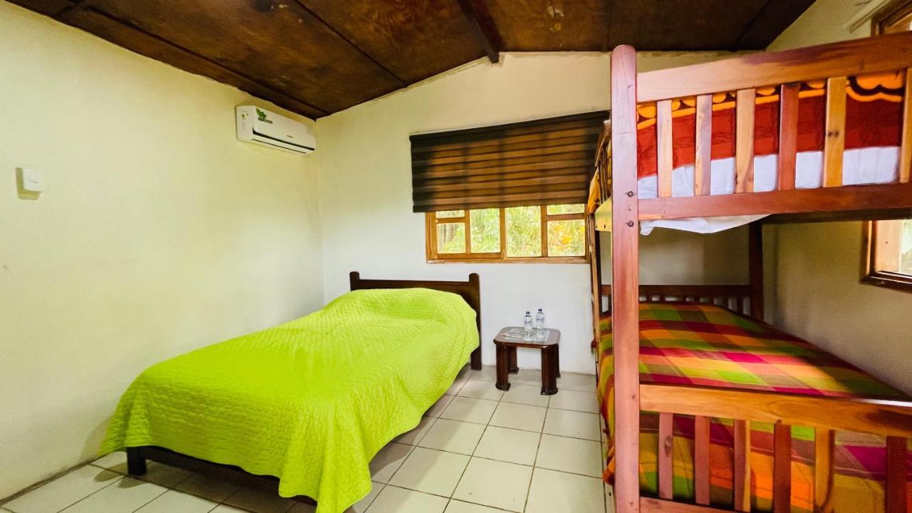 Hosteria Kasadasa Santo Domingo de los Colorados Luaran gambar