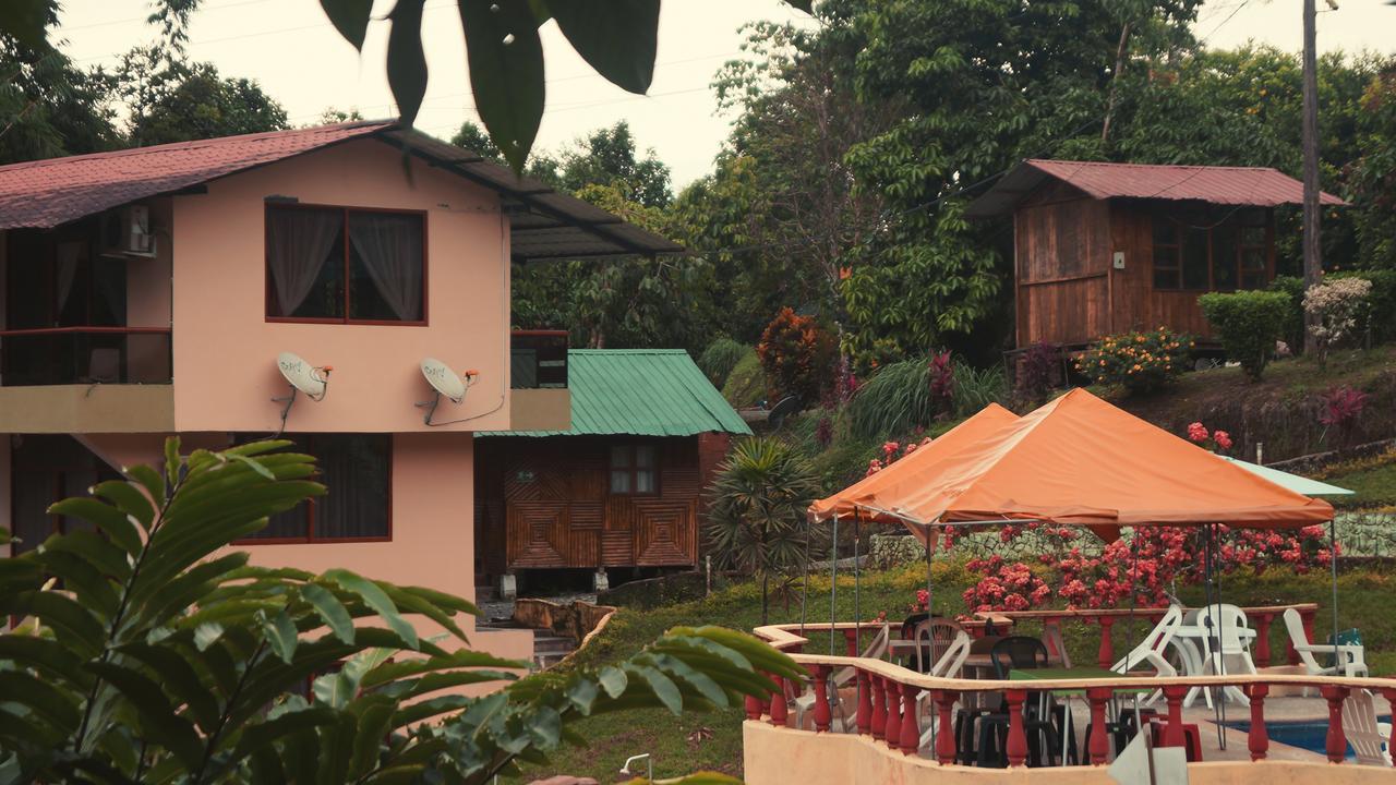 Hosteria Kasadasa Santo Domingo de los Colorados Luaran gambar