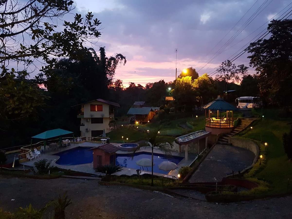 Hosteria Kasadasa Santo Domingo de los Colorados Luaran gambar