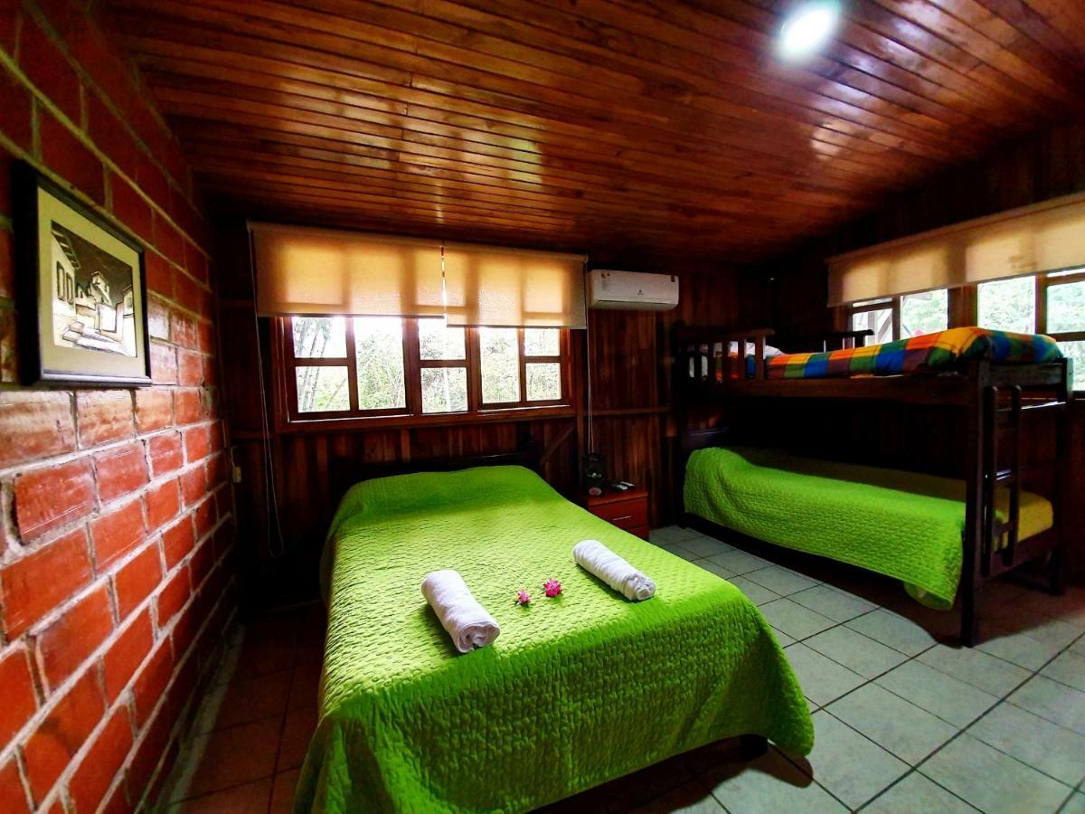 Hosteria Kasadasa Santo Domingo de los Colorados Luaran gambar