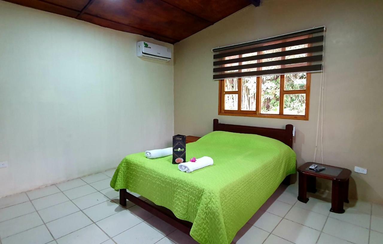 Hosteria Kasadasa Santo Domingo de los Colorados Luaran gambar