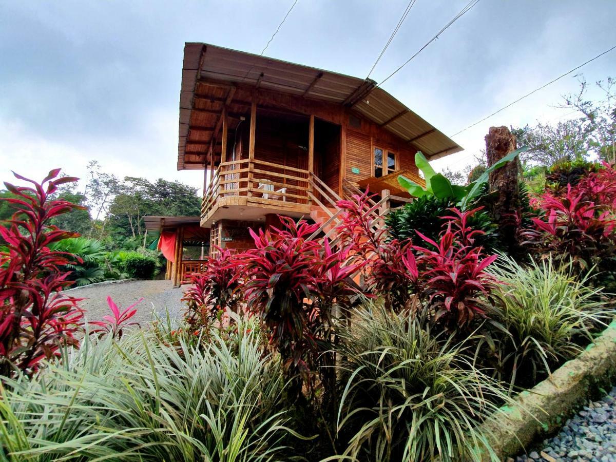 Hosteria Kasadasa Santo Domingo de los Colorados Luaran gambar